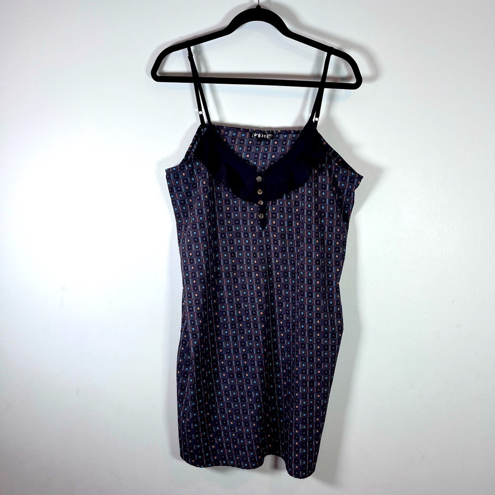 Volcom Women’s Slip Dress Front Ruffle Pockets Geometric Pattern Size Large